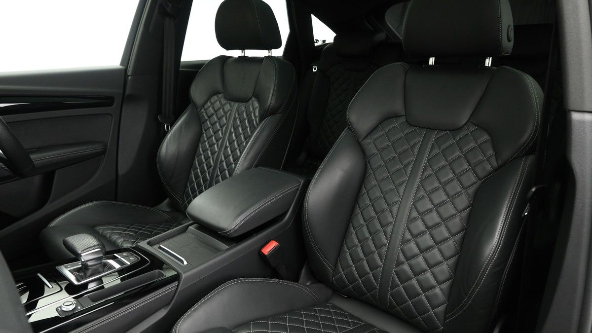 Audi Q5 Image 4