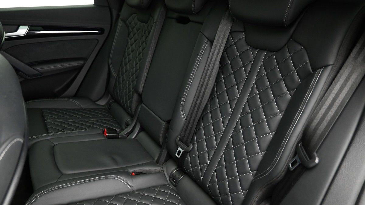 Audi Q5 Image 5