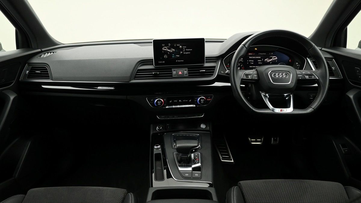 More views of Audi Q5