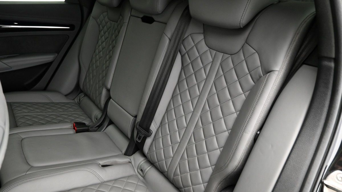 Audi Q5 Image 5