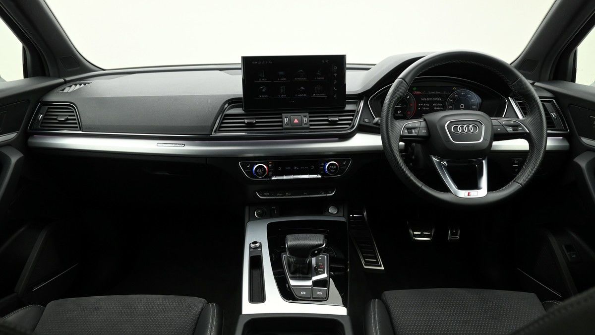 More views of Audi Q5