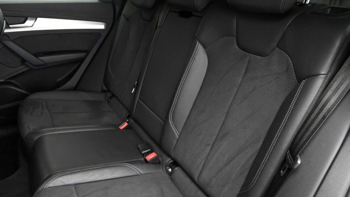 Audi Q5 Image 5