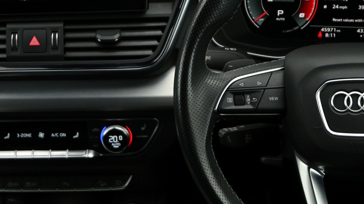 Audi Q5 Image 15