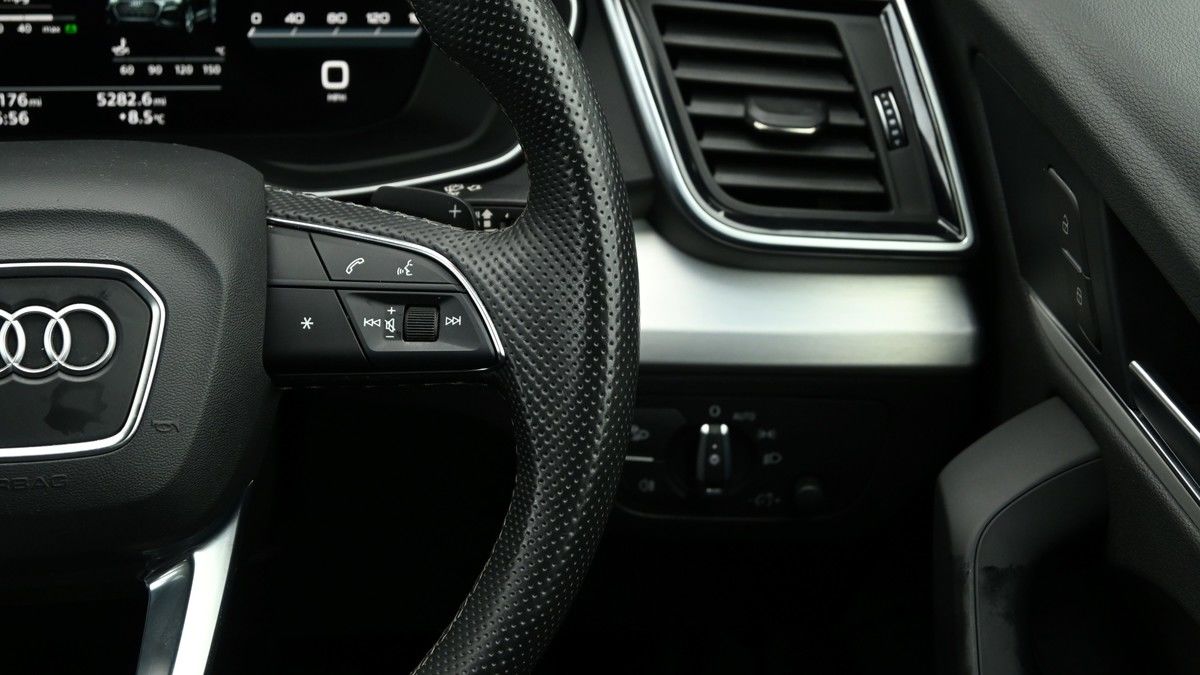 Audi Q5 Image 16