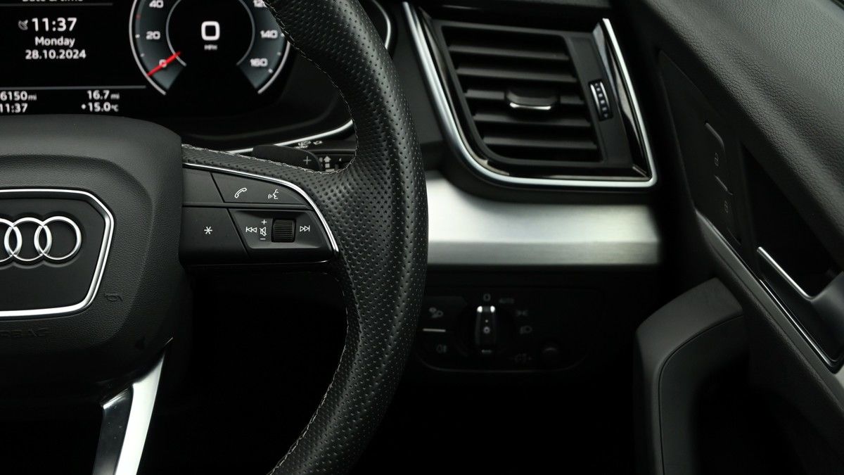 Audi Q5 Image 16