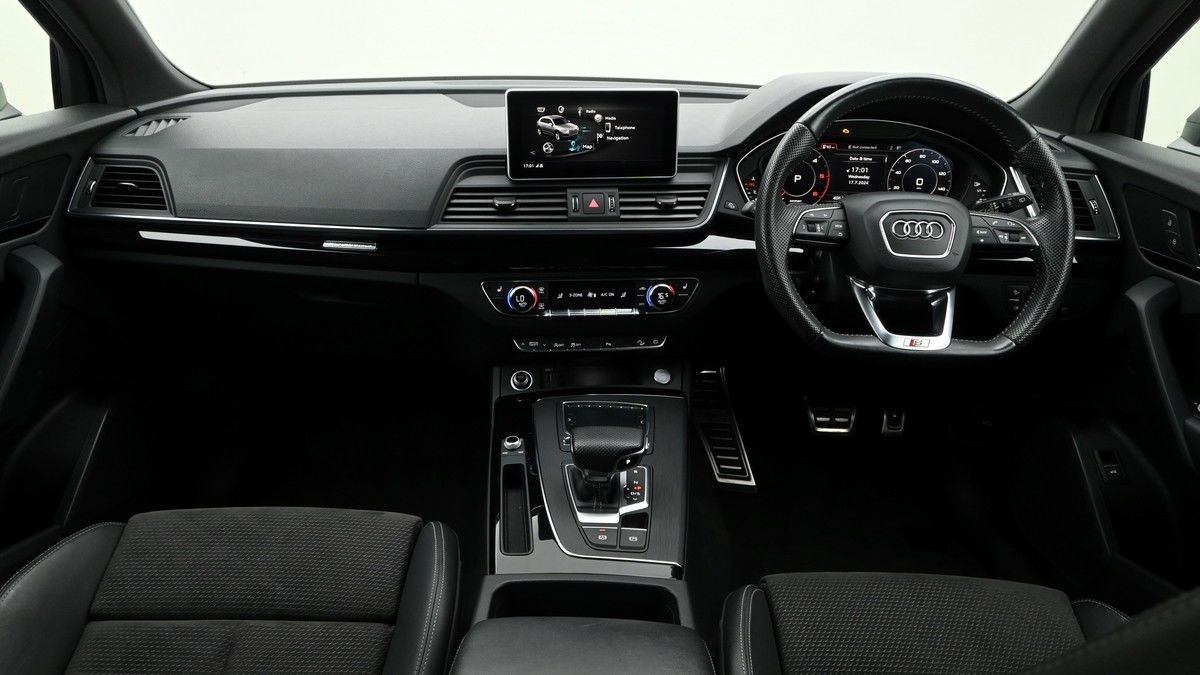 More views of Audi Q5