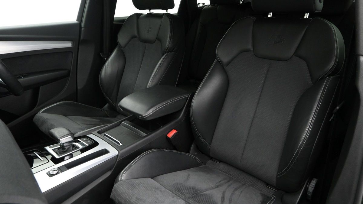 Audi Q5 Image 4