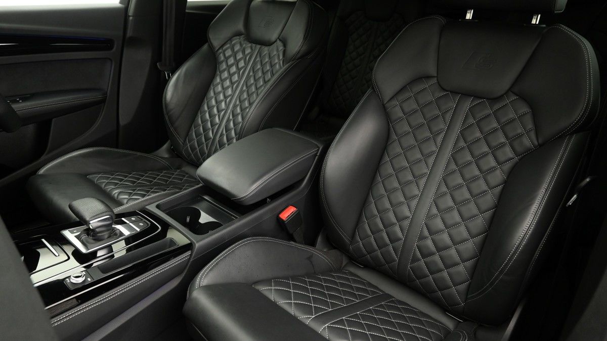 Audi Q5 Image 4