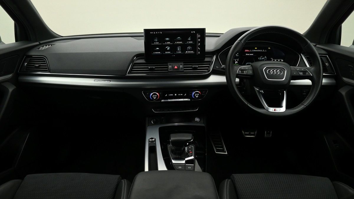 More views of Audi Q5