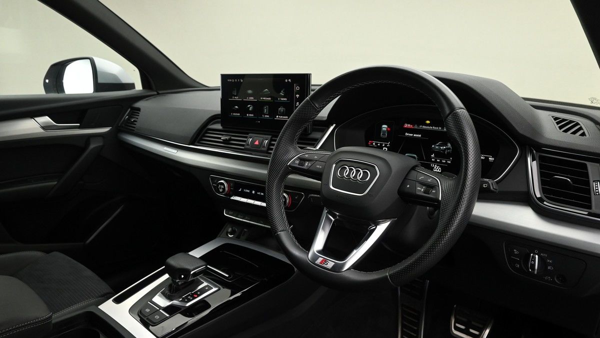 Audi Q5 Image 5