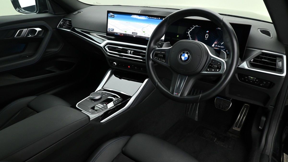 BMW 2 Series Image 2