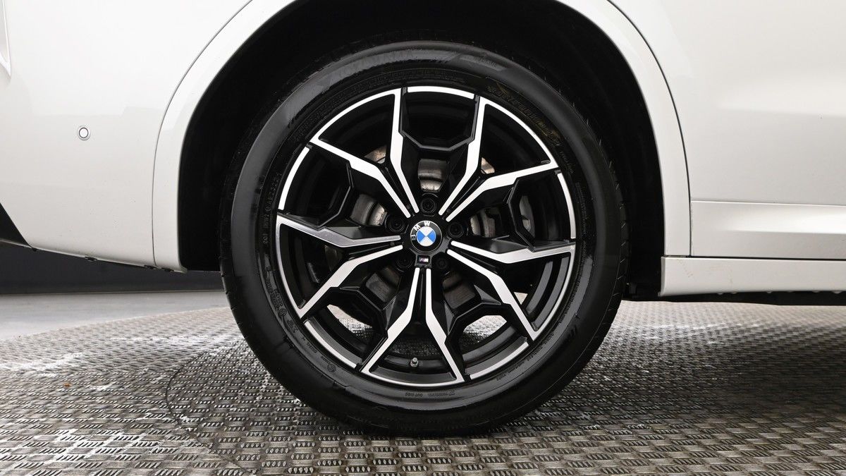 BMW X3 Image 9