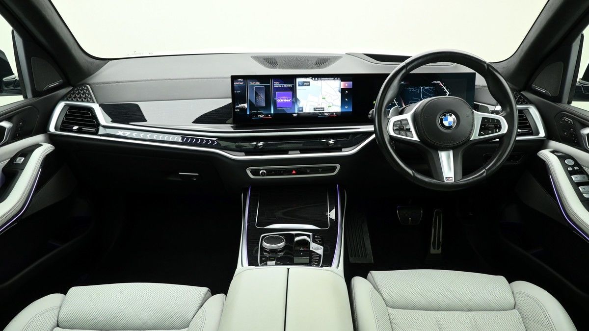 More views of BMW X7