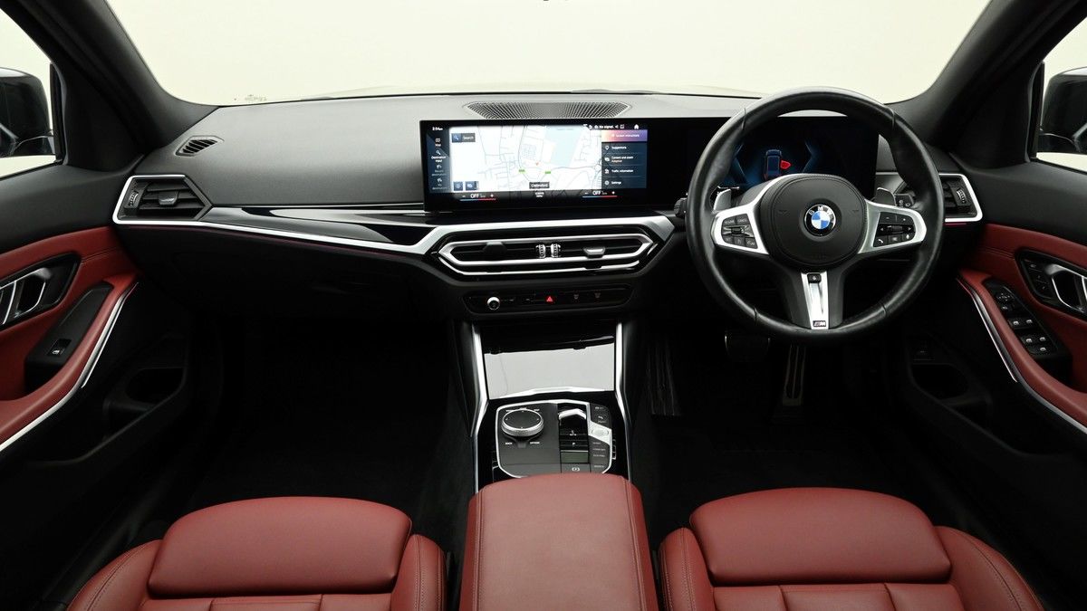 BMW 3 Series Image 14