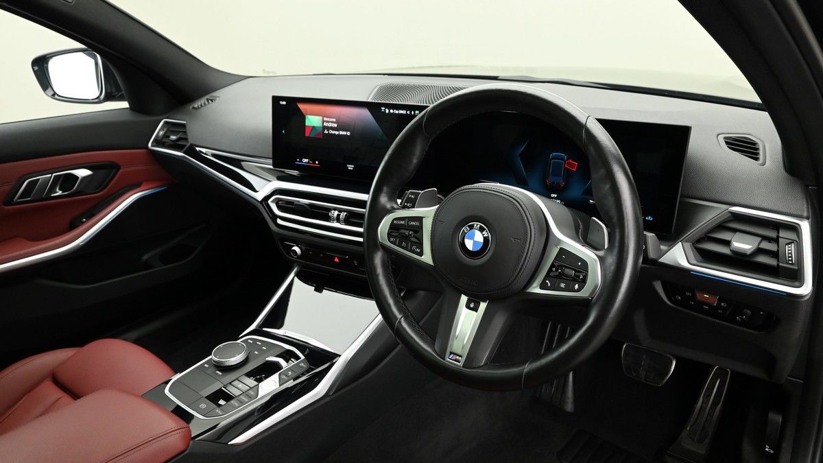 BMW 3 Series Image 3