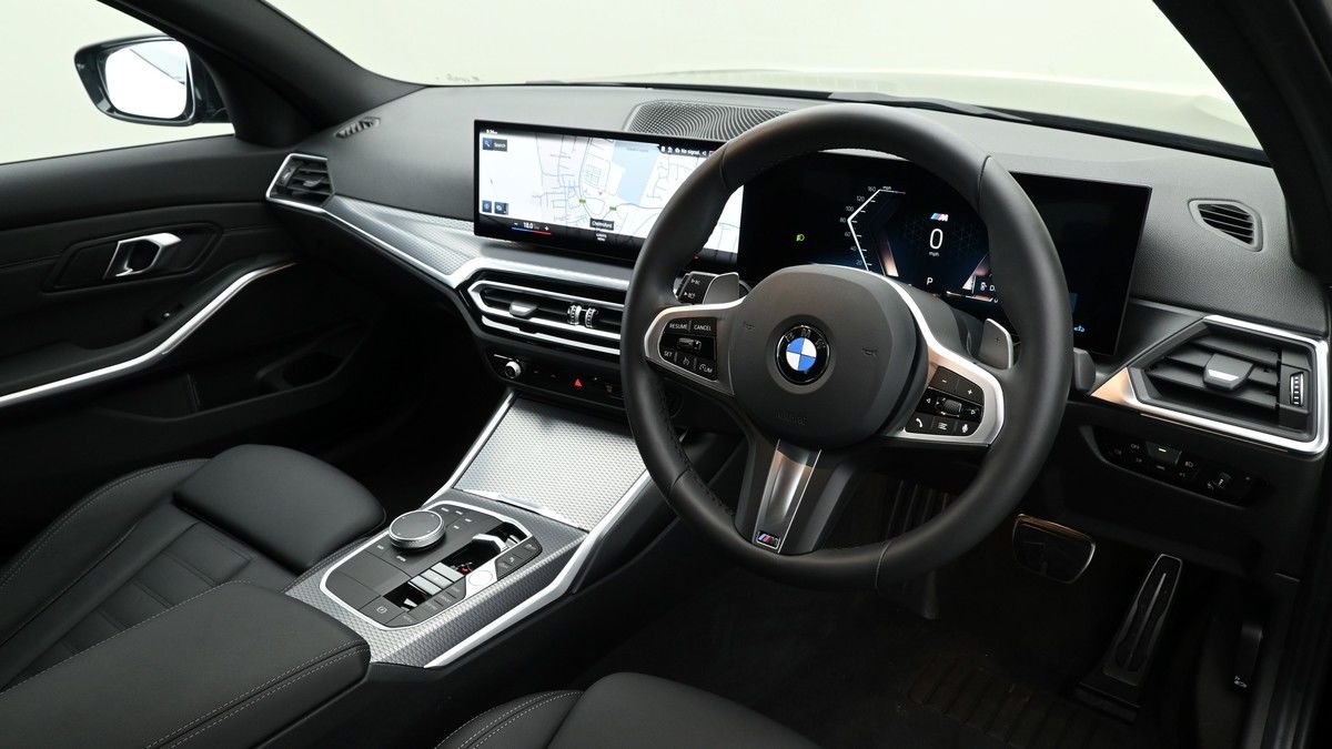 BMW 3 Series Image 3