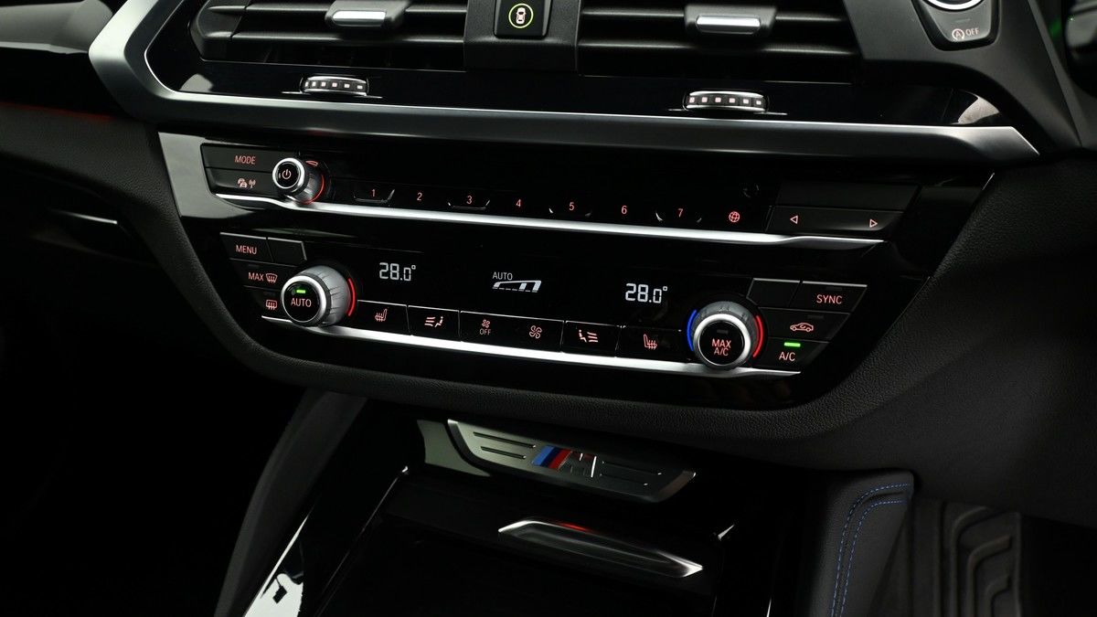 BMW X4 Image 12