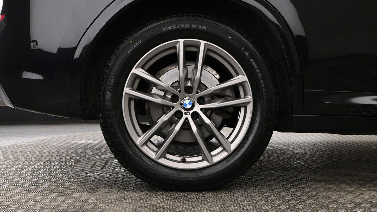 BMW X3 Image 9