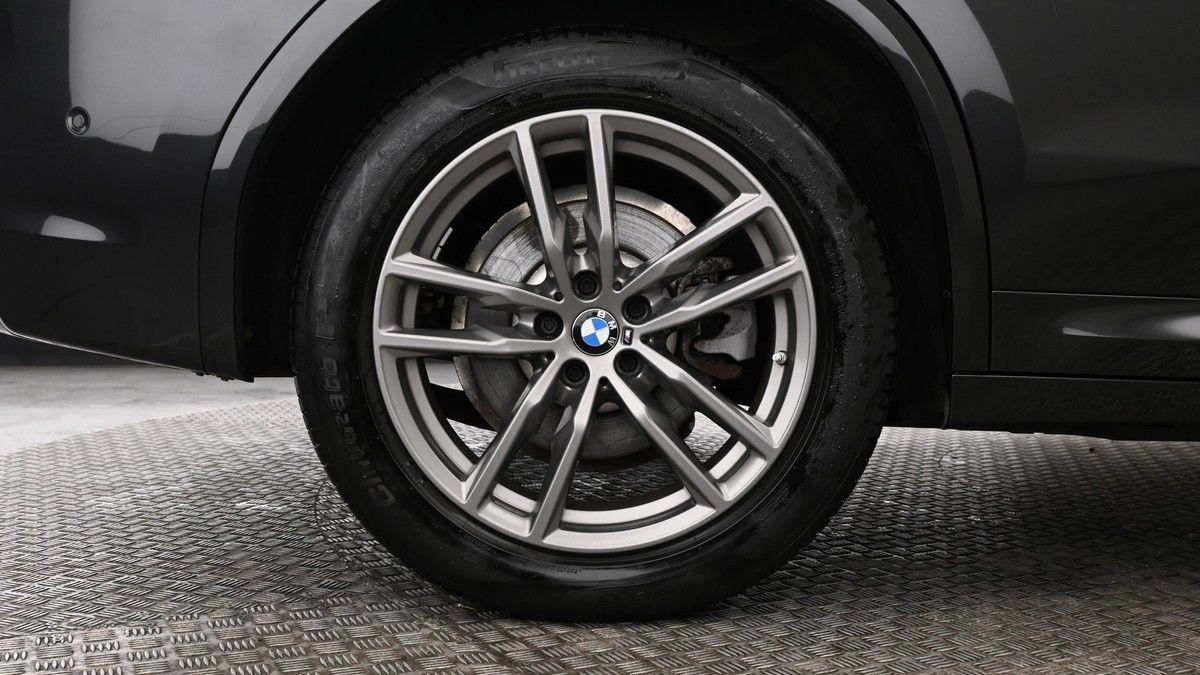 BMW X3 Image 9