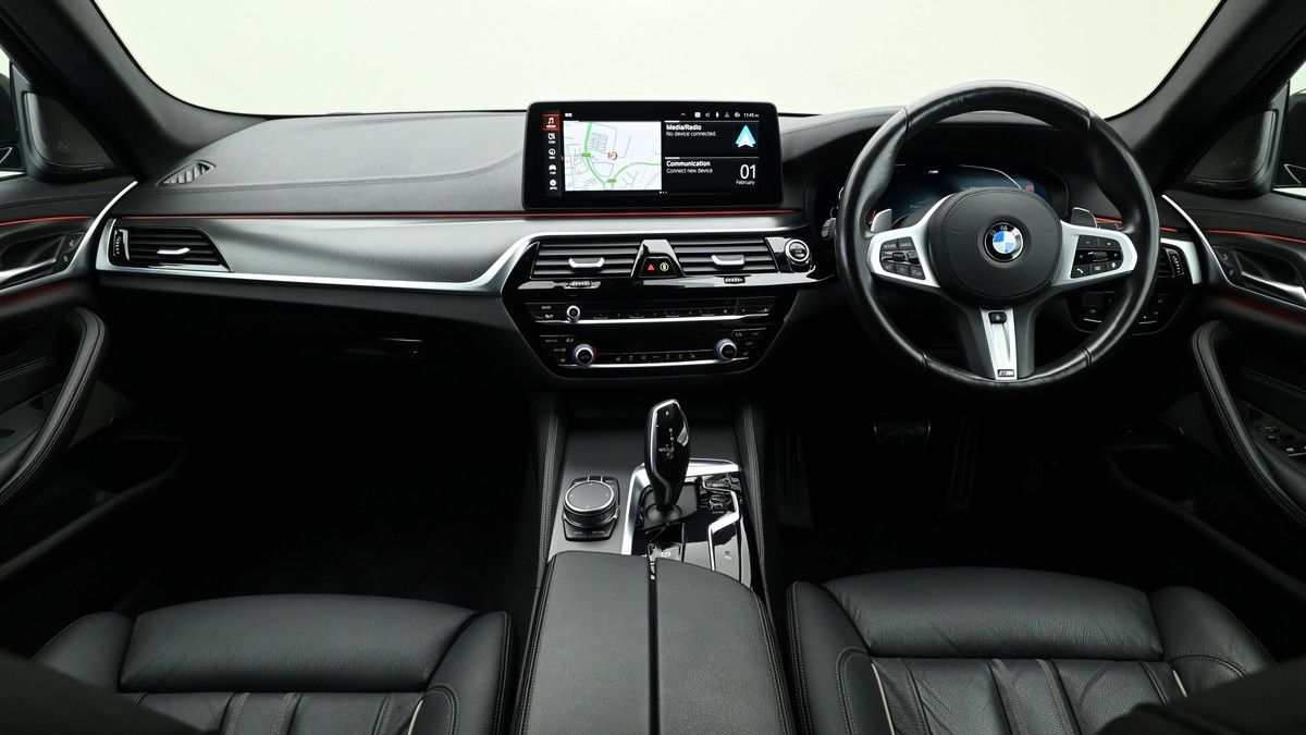 BMW 5 Series Image 14