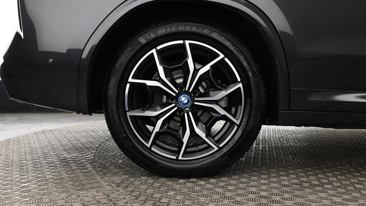 BMW X3 Image 9