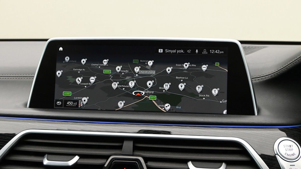 BMW 7 Series Image 11