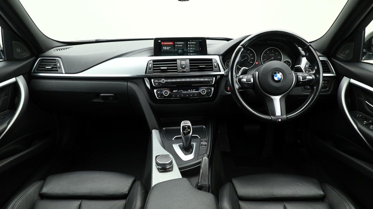 BMW 3 Series Image 14