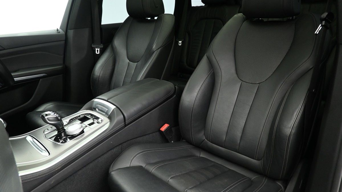 BMW X5 Image 4