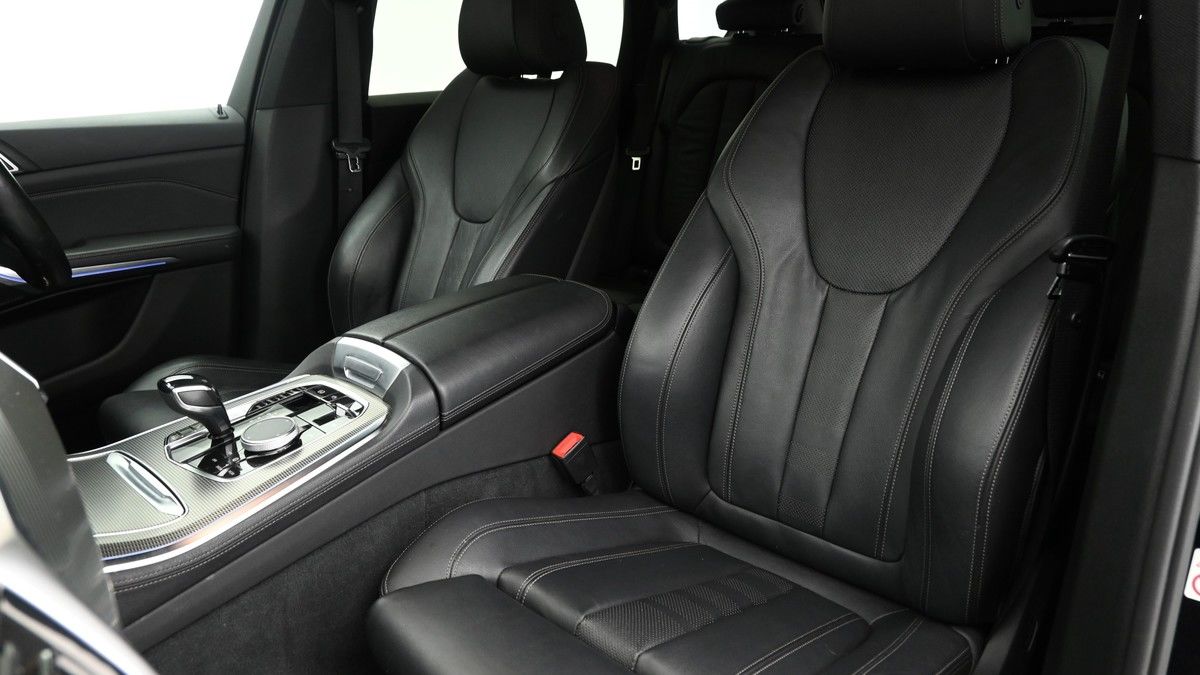 BMW X5 Image 4