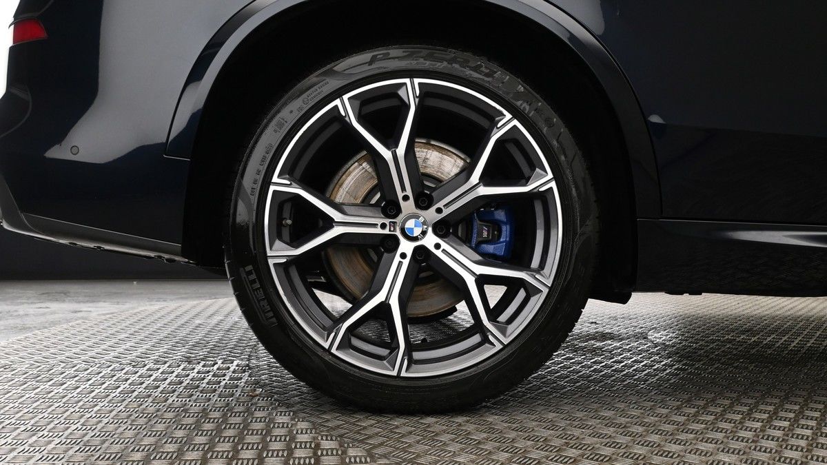 BMW X5 Image 9