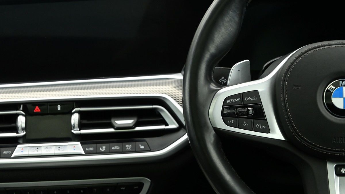 BMW X5 Image 15