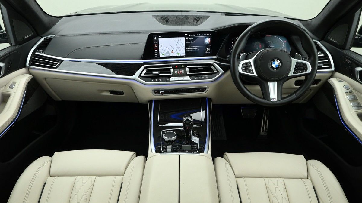 More views of BMW X7