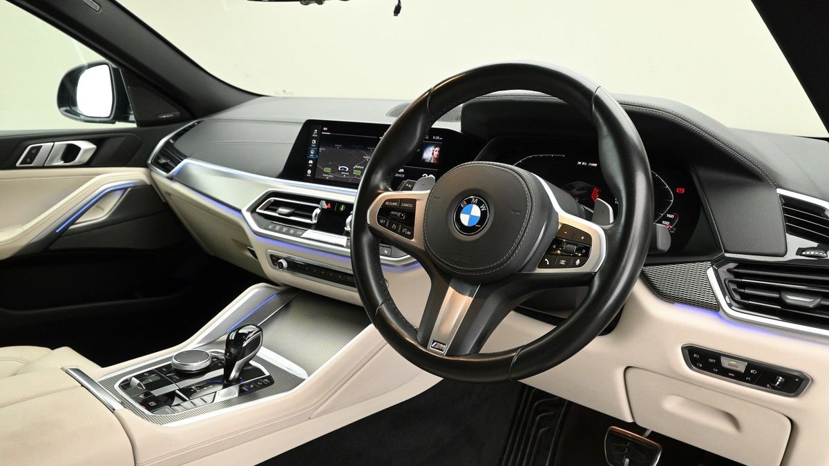 BMW X6 Image 3