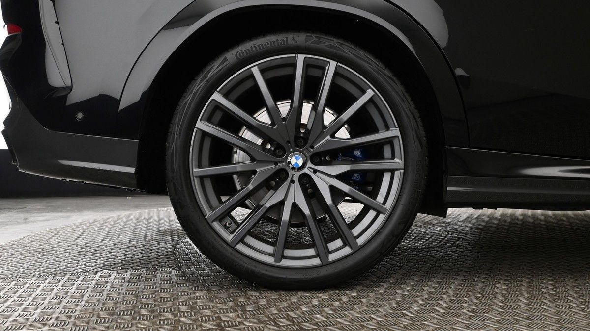 BMW X6 Image 9