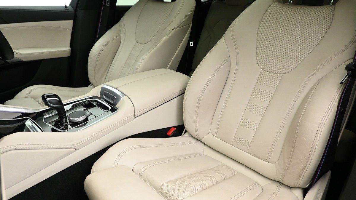 BMW X6 Image 4