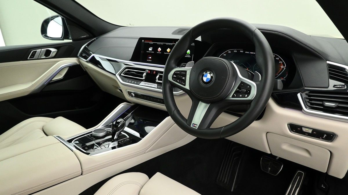 BMW X6 Image 3