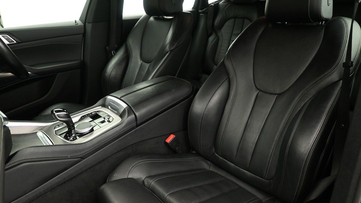 BMW X6 Image 4