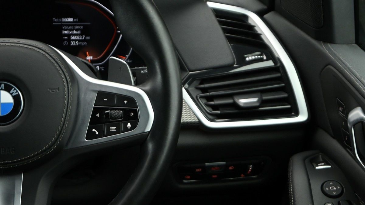 BMW X5 Image 16