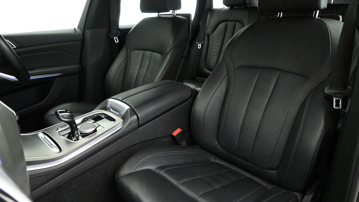 BMW X5 Image 5