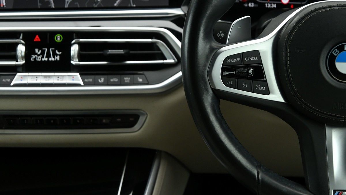 BMW X5 Image 15