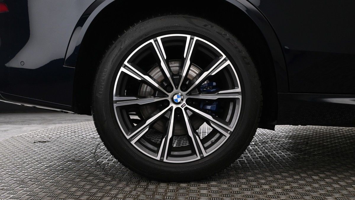 BMW X5 Image 9