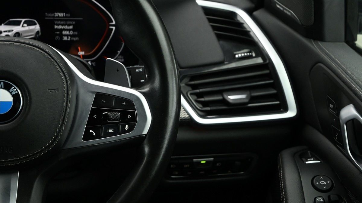 BMW X5 Image 16