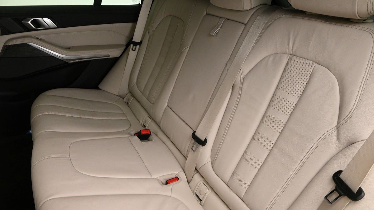 BMW X5 Image 5