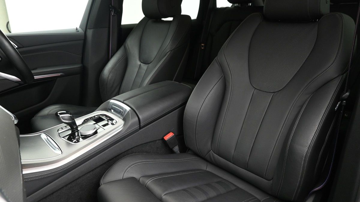 BMW X5 Image 4