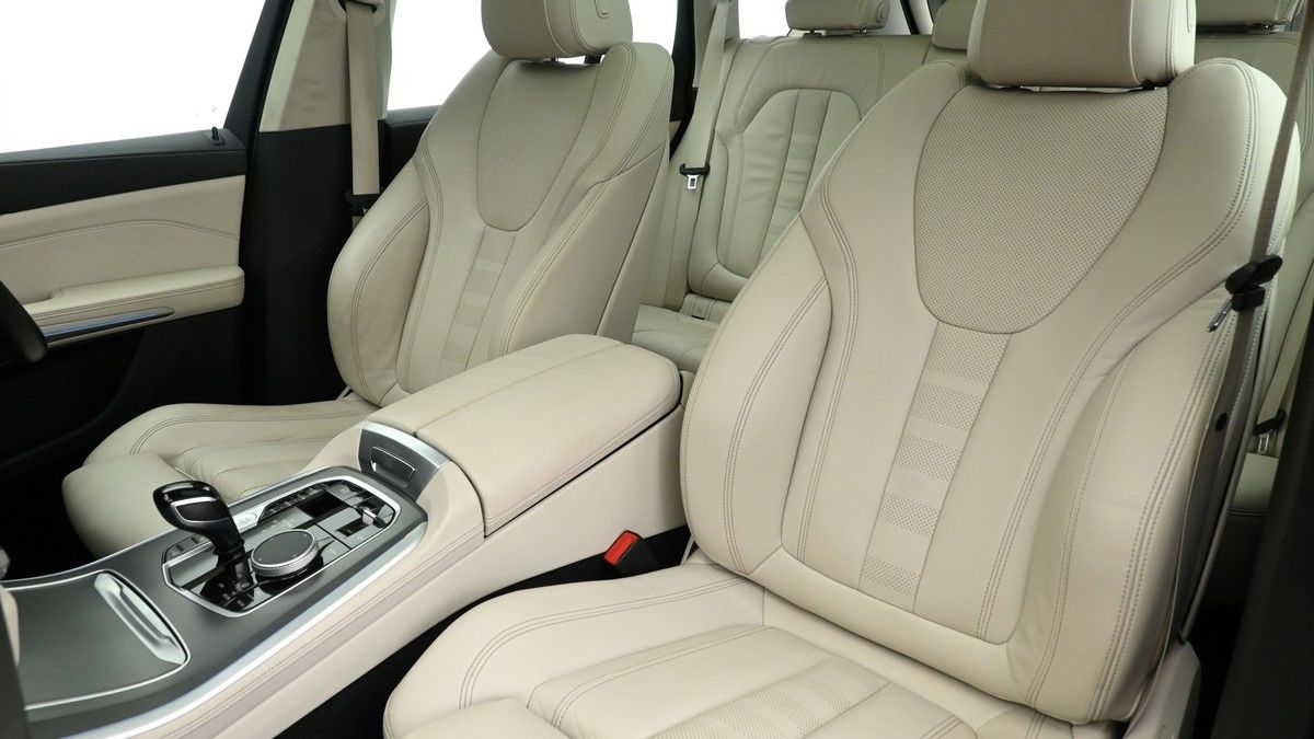 BMW X5 Image 4