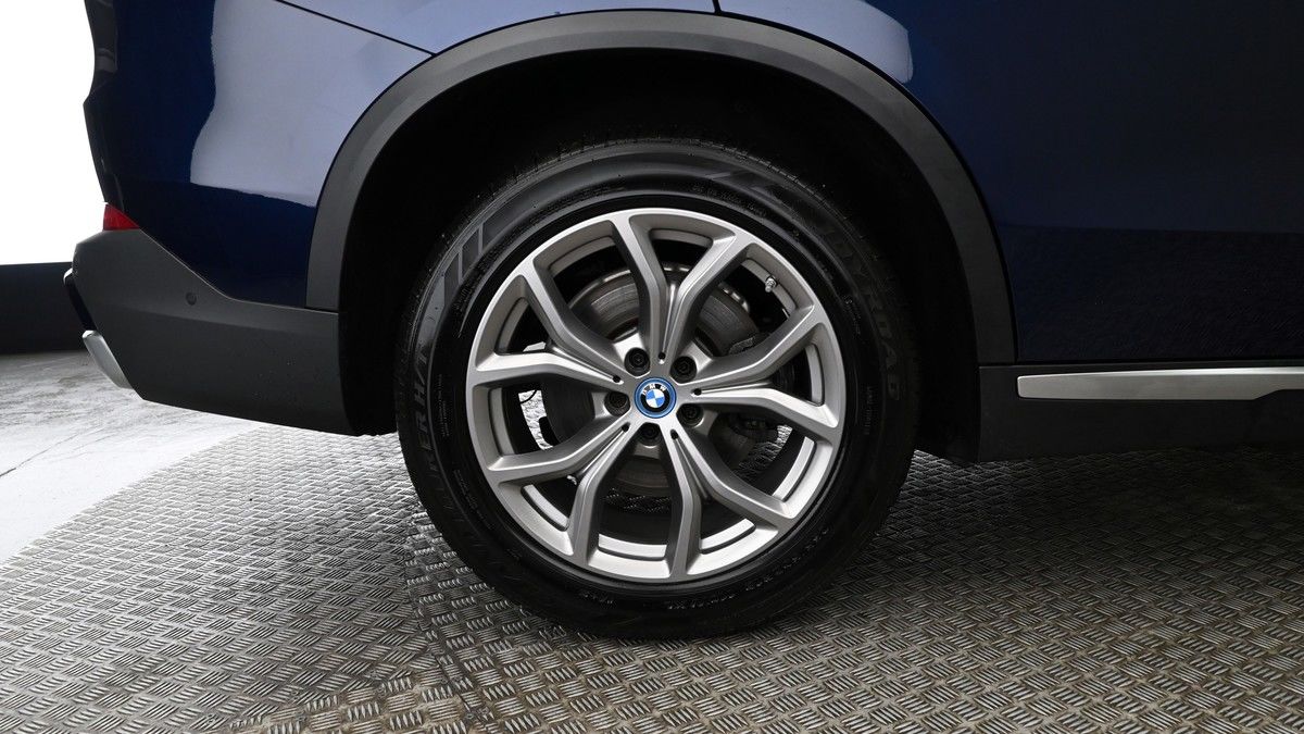 BMW X5 Image 9