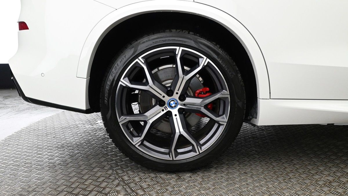 BMW X5 Image 9