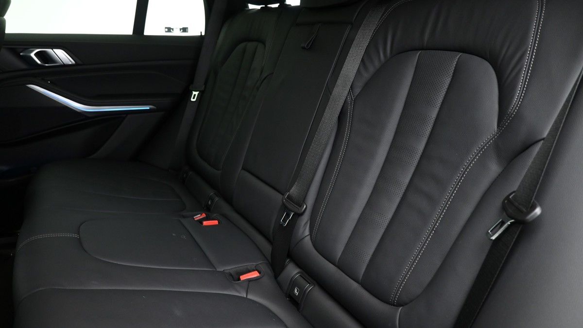 BMW X5 Image 5