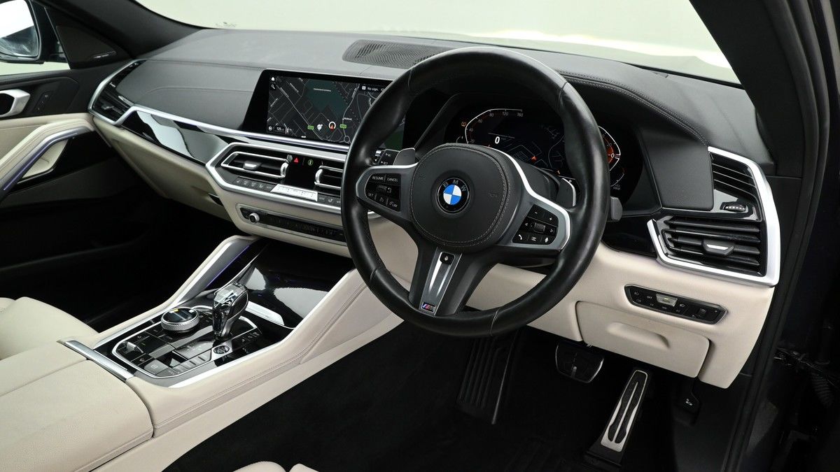 BMW X6 Image 2