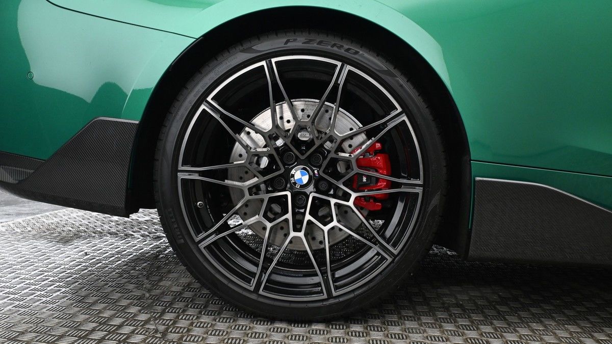 BMW M4 Image 9